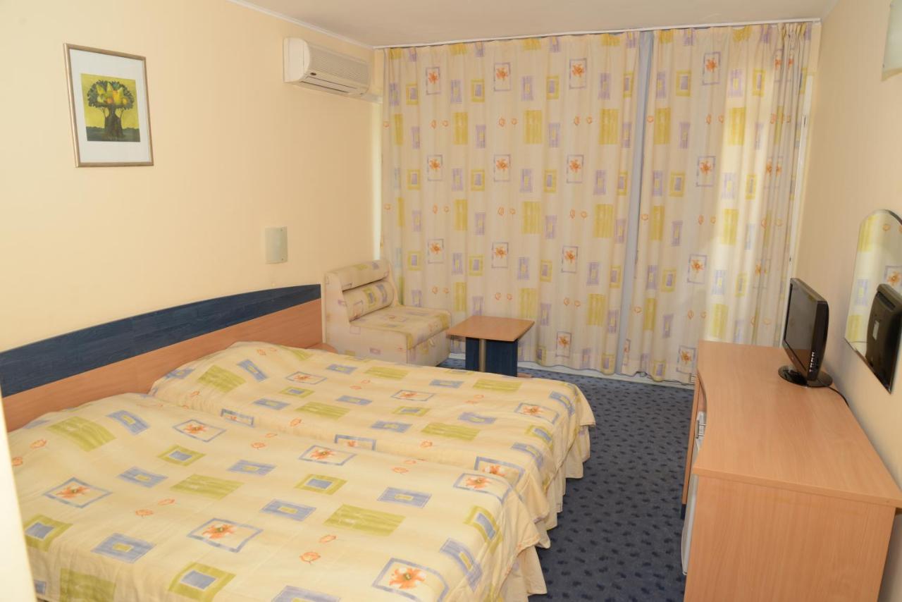 Hotel Riviera Ravda Esterno foto
