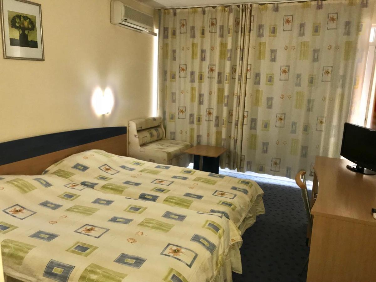 Hotel Riviera Ravda Esterno foto